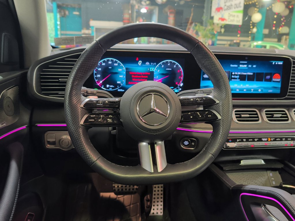 Used 2026 Mercedes-Benz GLS 450 4MATIC image 2