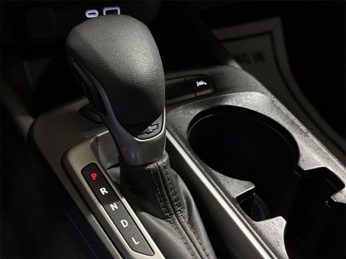 Used 2024 Chevrolet Trax LS w/ LS Convenience Package image 17