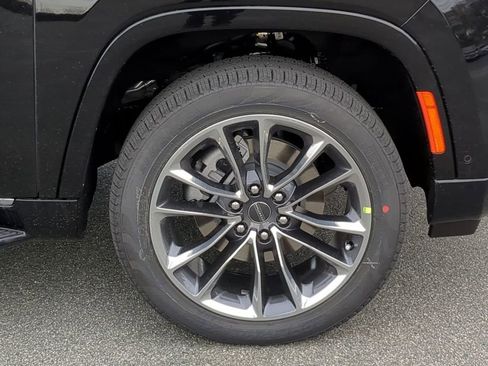 New 2024 Jeep Wagoneer Series II w/ Convenience Group I image 11