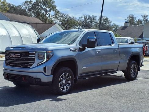 Used 2024 GMC Sierra 1500 AT4 w/ AT4 Premium Package image 3