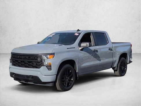 Used 2025 Chevrolet Silverado 1500 Custom w/ LPO, Dark Essentials Package RWD image 4
