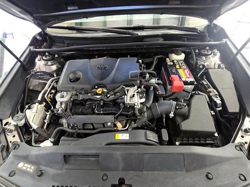 Used 2020 Toyota Camry XSE image 22