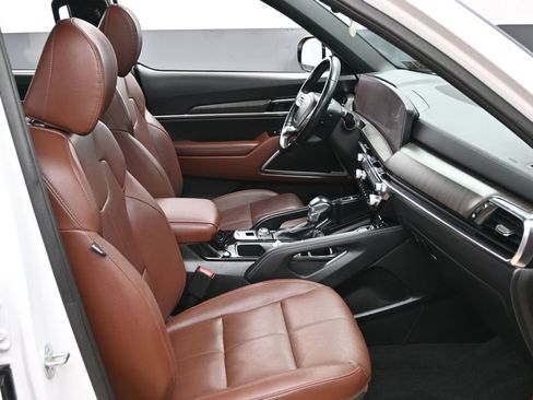 Used 2023 Kia Telluride SX image 41