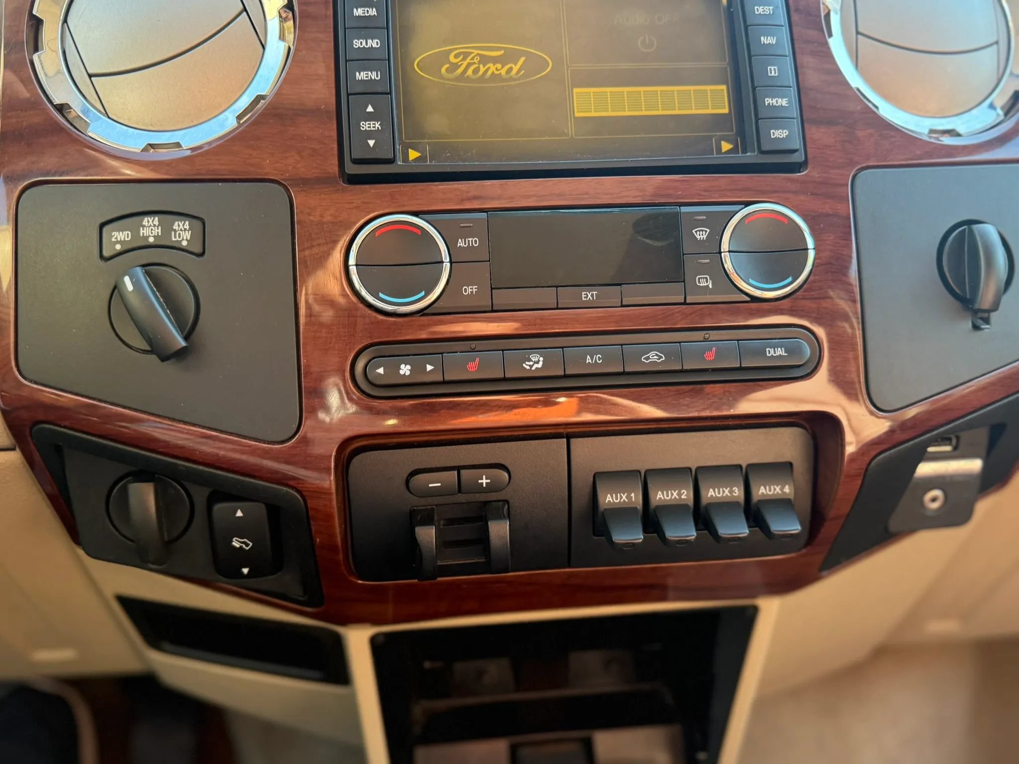 Used 2010 Ford F250 King Ranch AWD/4WD image 31