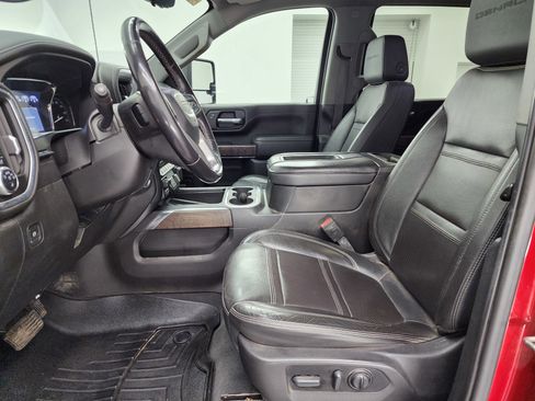 Used 2022 GMC Sierra 2500 Denali image 8