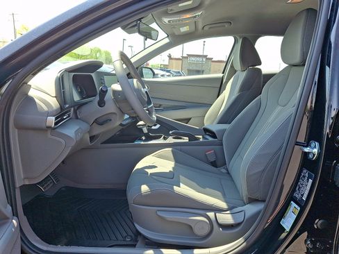 New 2026 Hyundai Elantra Sport FWD image 7