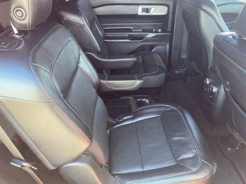 Used 2020 Ford Explorer Limited w/ Class III Trailer Tow Package image 14