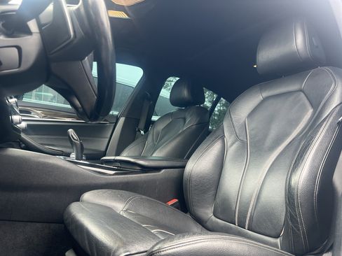 Used 2020 BMW 530i xDrive 530i xDrive w/ Convenience Package image 3