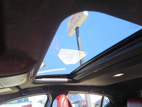 Used 2024 MAZDA MAZDA3 s image 42