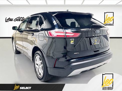 Used 2023 Ford Edge SEL AWD/4WD image 7
