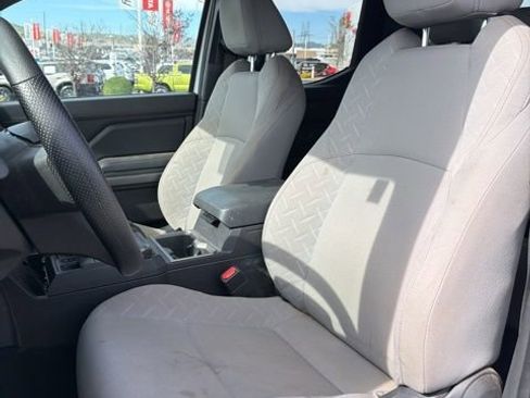 Used 2024 Toyota Tacoma SR5 AWD/4WD image 16