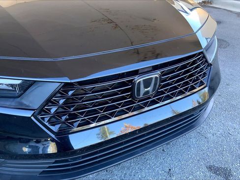 Used 2023 Honda Accord Sport image 31