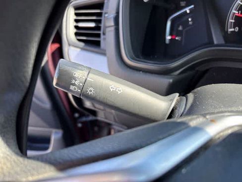 Used 2018 Honda CR-V LX image 15