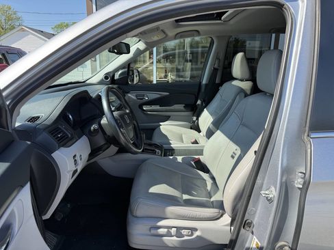 Used 2017 Honda Pilot EX-L image 12