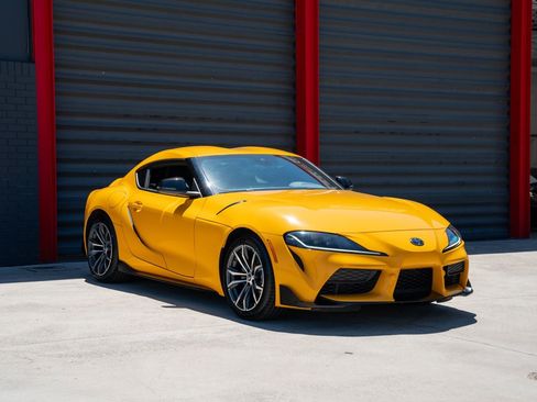 Used 2021 Toyota Supra RWD image 4