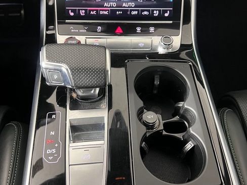 Used 2021 Audi SQ7 Prestige AWD/4WD image 32