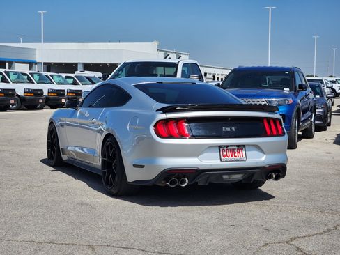 Used 2018 Ford Mustang GT RWD image 5