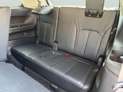 Used 2023 INFINITI QX60 Pure FWD image 23