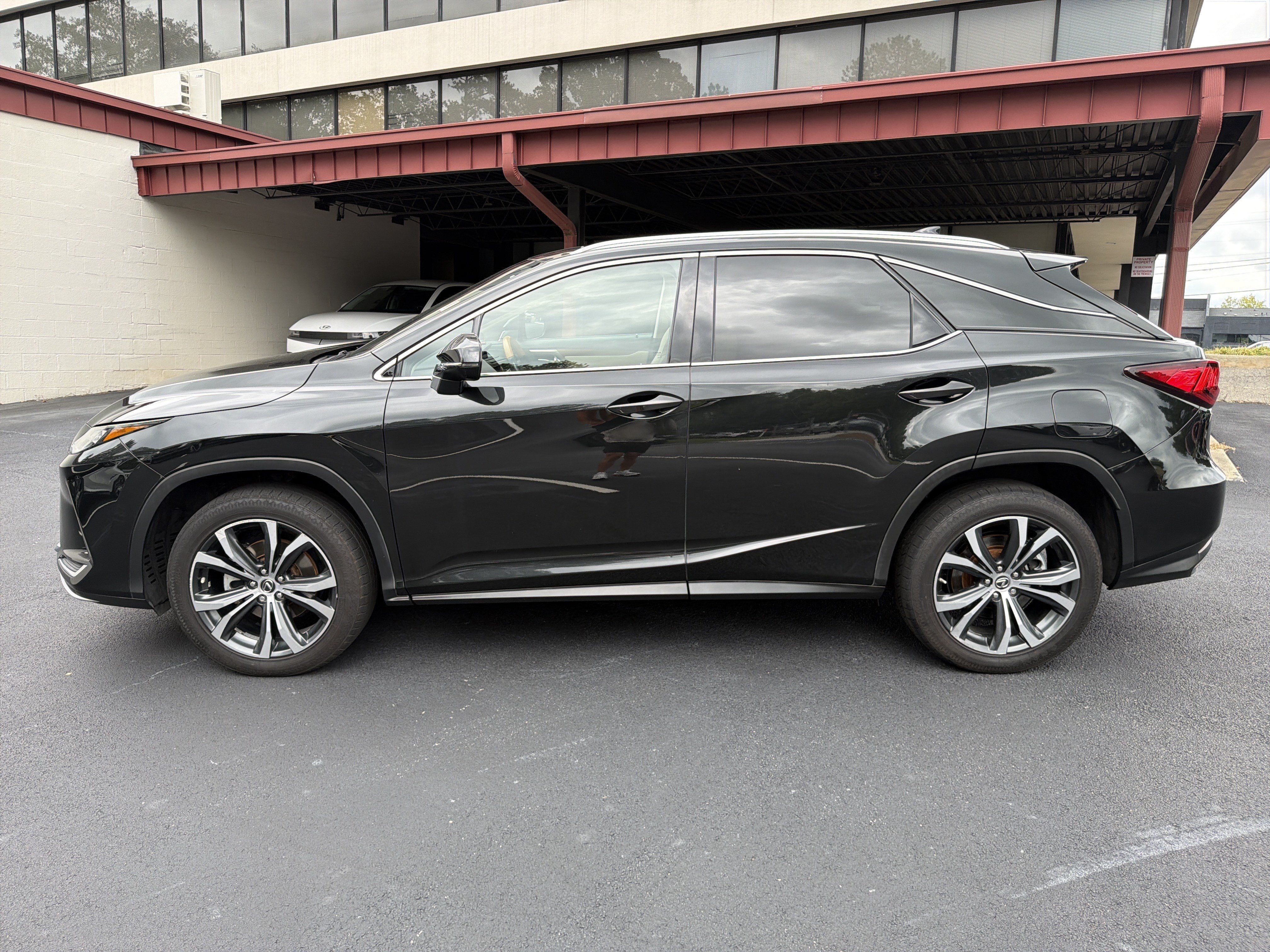 Used 2021 Lexus RX 350 FWD w/ Premium Package image 4