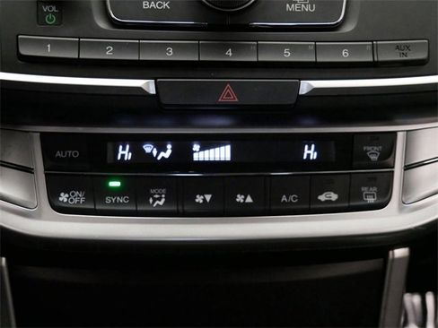 Used 2015 Honda Accord Sport image 21