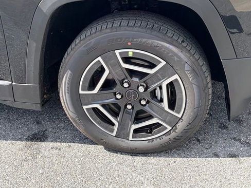 New 2026 Jeep Cherokee Limited image 10