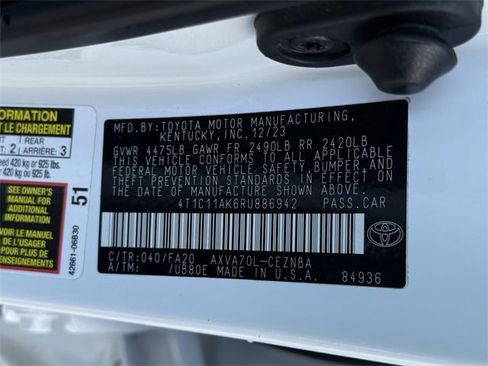 Used 2024 Toyota Camry LE image 32