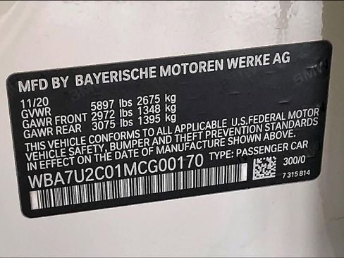 Used 2021 BMW 750i xDrive image 32