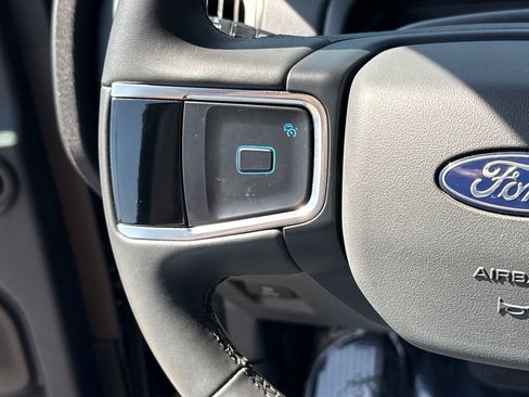 Used 2025 Ford Expedition Max Active RWD image 15