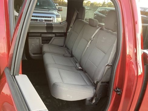 Used 2015 Ford F150 XLT image 36