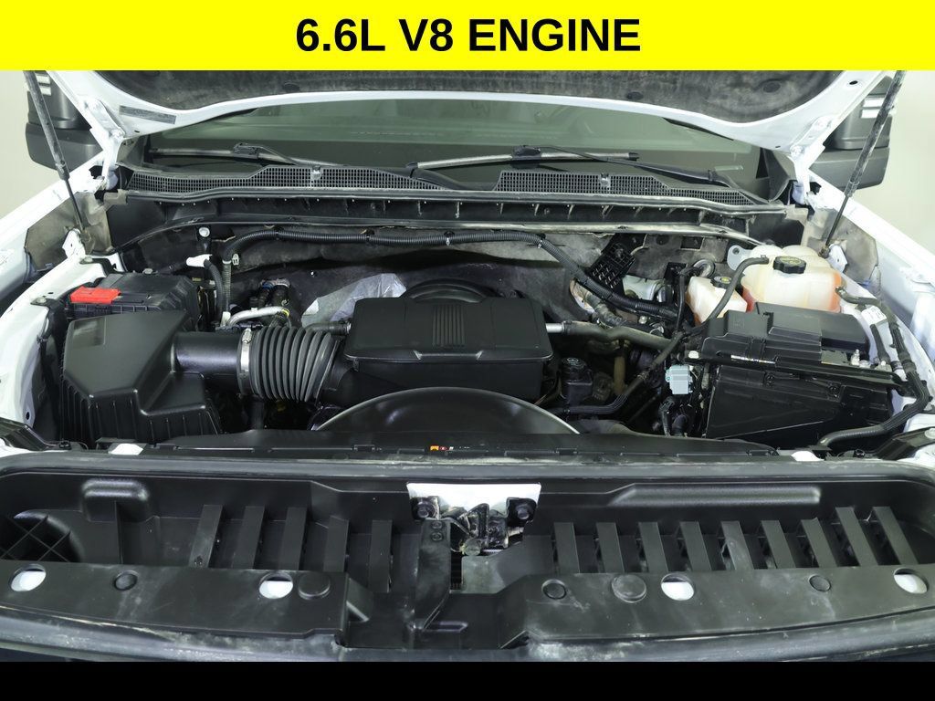 Used 2025 Chevrolet Silverado 2500 LT AWD/4WD image 5