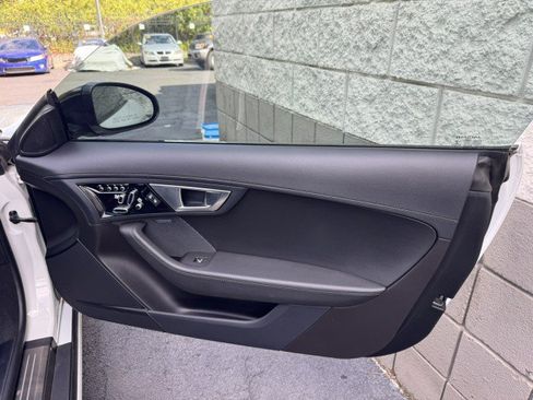 Used 2016 Jaguar F-TYPE Coupe RWD image 35