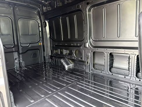 New 2026 Ford Transit 250 148 High Roof AWD image 20