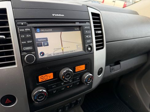 Used 2014 Nissan Frontier PRO-4X w/ Pro-4x Luxury Package image 11