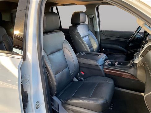 Used 2020 GMC Yukon SLT AWD/4WD image 8