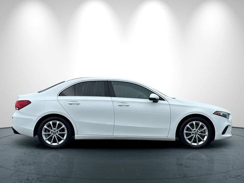 Used 2019 Mercedes-Benz A 220 image 3
