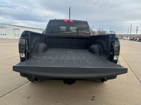 Used 2017 RAM 1500 Express w/ Black Ram 1500 Express Group image 32