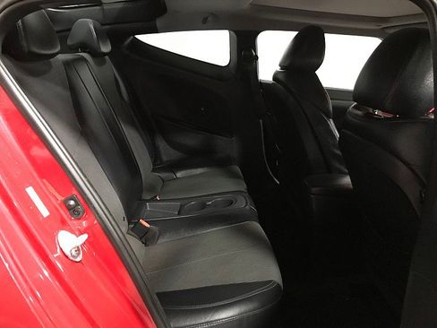 Used 2015 Hyundai Veloster FWD image 17