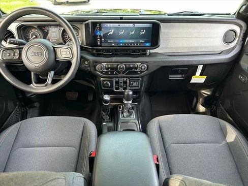 Certified 2025 Jeep Wrangler Unlimited Sport AWD/4WD image 11