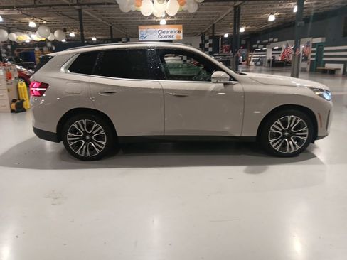 Used 2025 BMW X3 xDrive30i AWD/4WD image 13