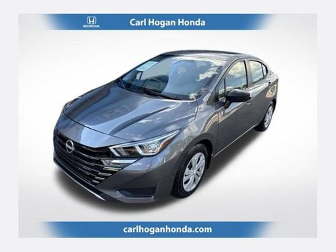 Used 2024 Nissan Versa S w/ Trunk Package FWD image 1