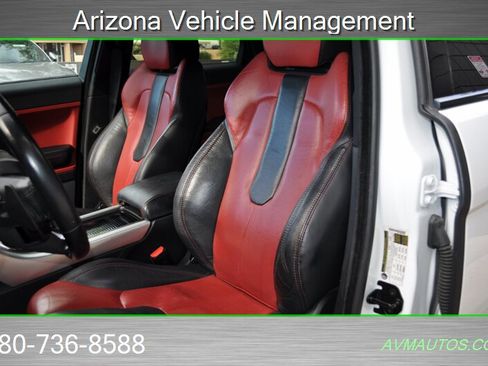 Used 2014 Land Rover Range Rover Evoque Dynamic image 19