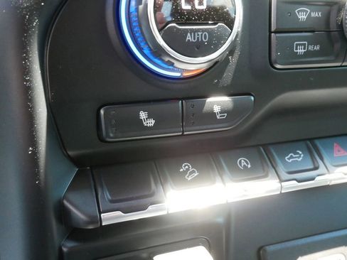 Used 2020 Chevrolet Silverado 1500 RST w/ All-Star Edition image 23