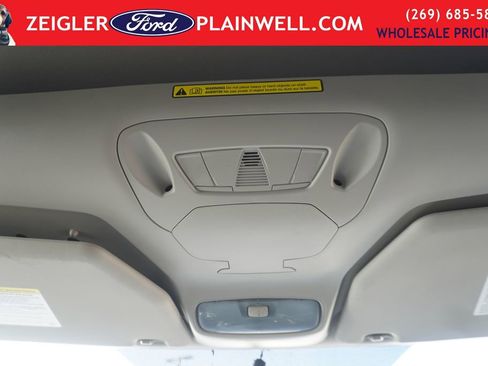 Used 2016 Ford Transit Connect XL image 26