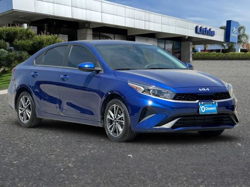 Used 2023 Kia Forte LXS FWD image 10
