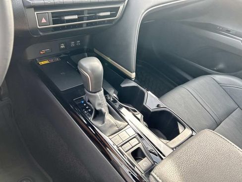 Used 2025 Toyota Camry XSE AWD/4WD image 25