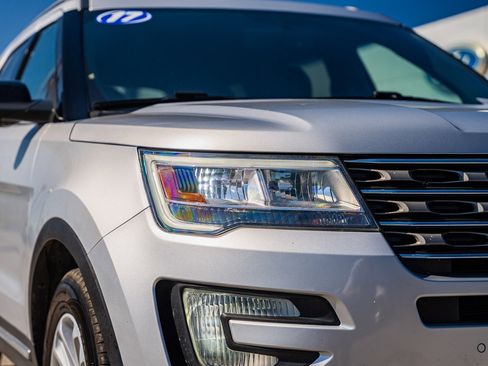 Certified 2017 Ford Explorer XLT w/ Equipment Group 202A image 11