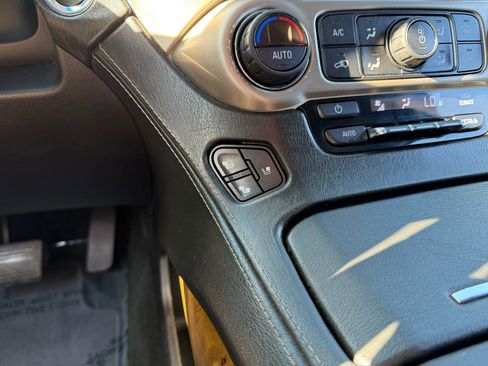 Used 2017 GMC Yukon Denali image 34