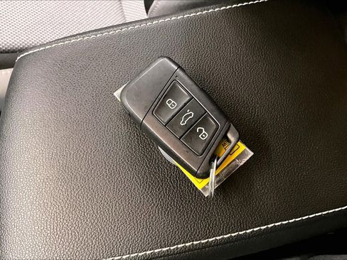 Used 2022 Volkswagen Taos S w/ IQ Drive S Package image 14