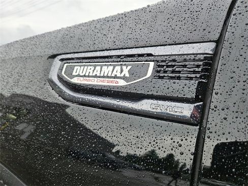 Used 2022 GMC Sierra 1500 AT4 w/ AT4 Preferred Package image 10