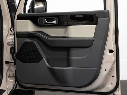 Used 2024 INEOS Grenadier Fieldmaster Edition image 20